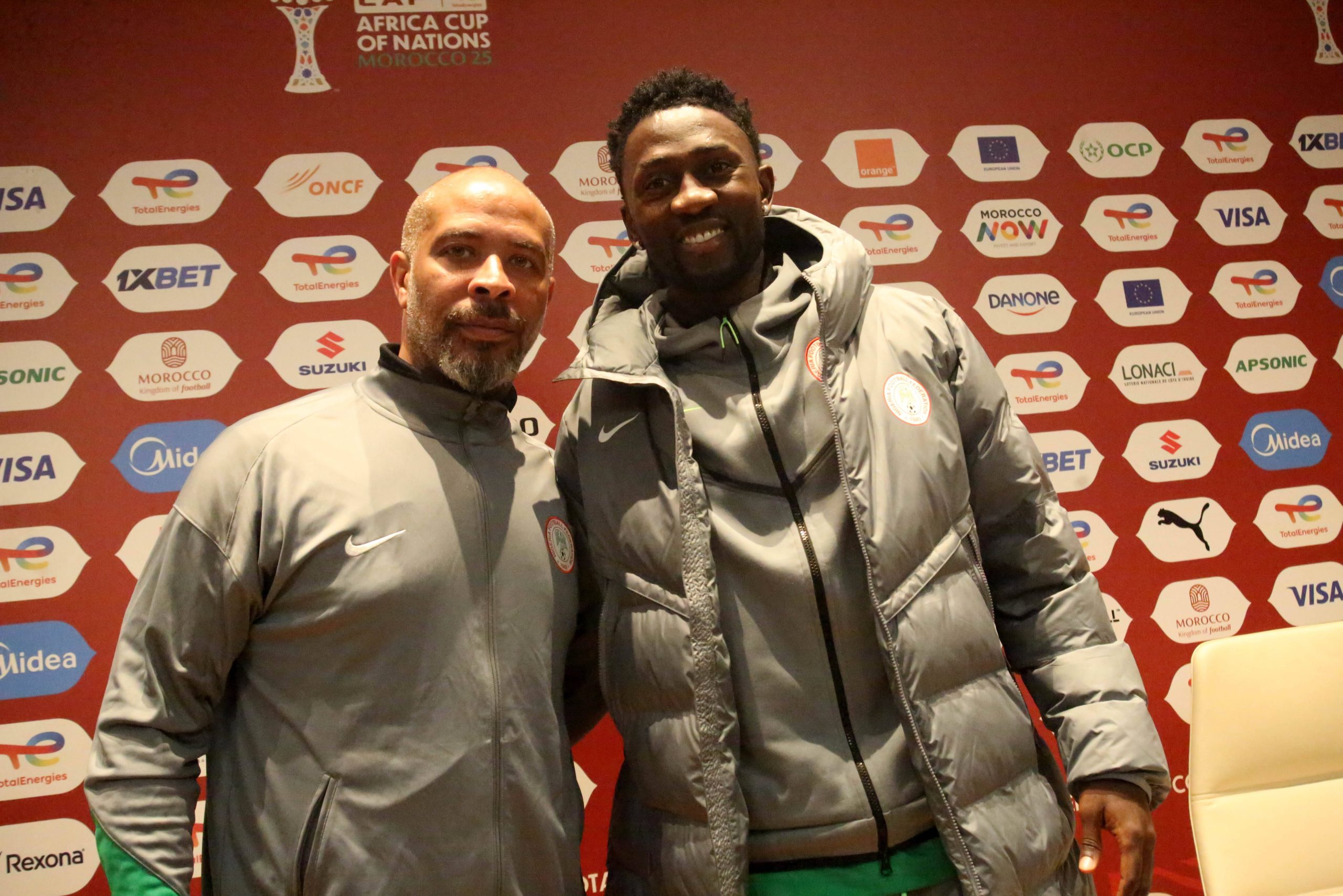 Coach Eric Chelle and Wilfred Ndidi during the AFCON game between Super Eagles and Tunisia