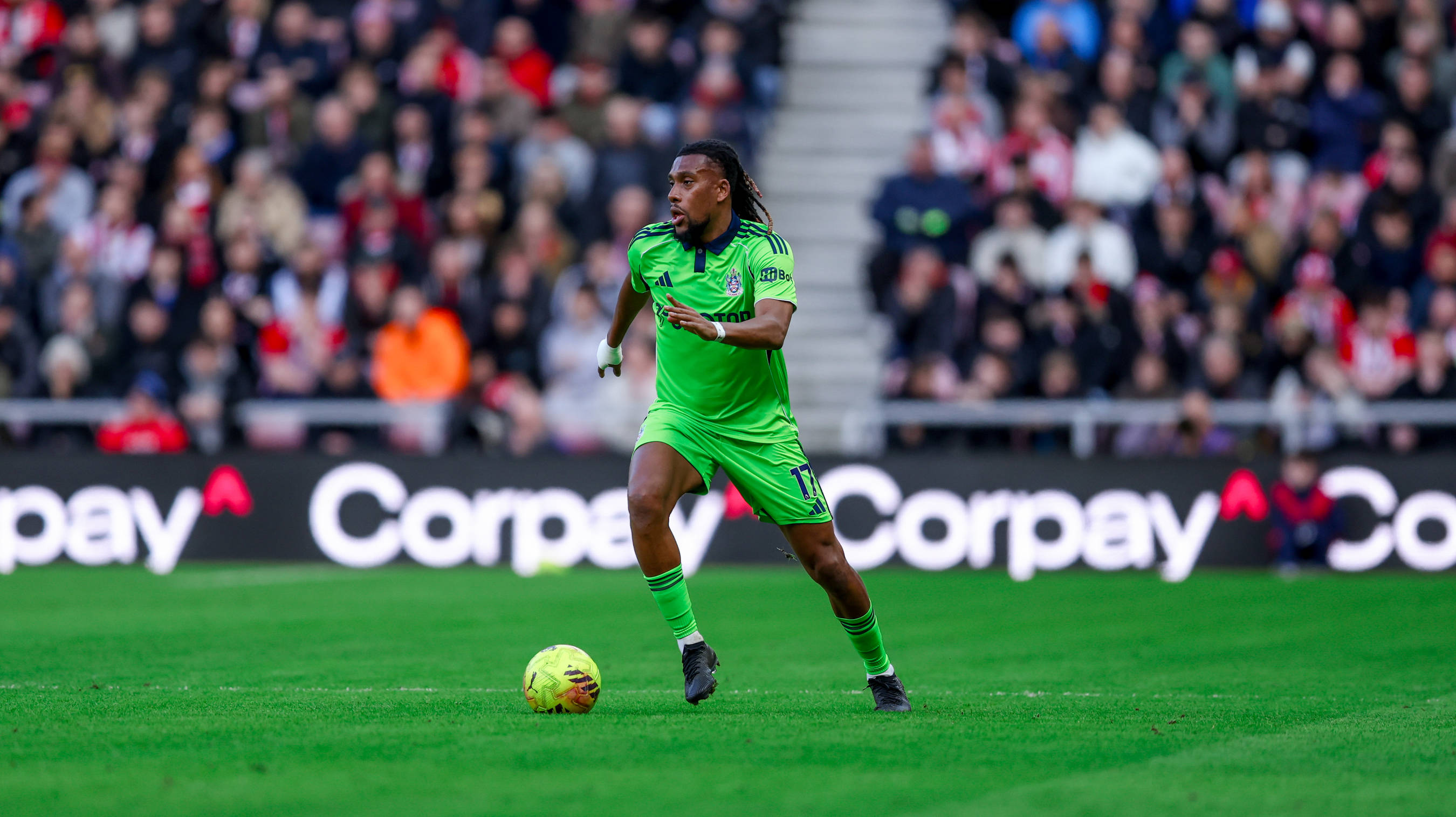 Fulham midfielder Alex Iwobi 17 during the Premier League match between Sunderland and Fulham
