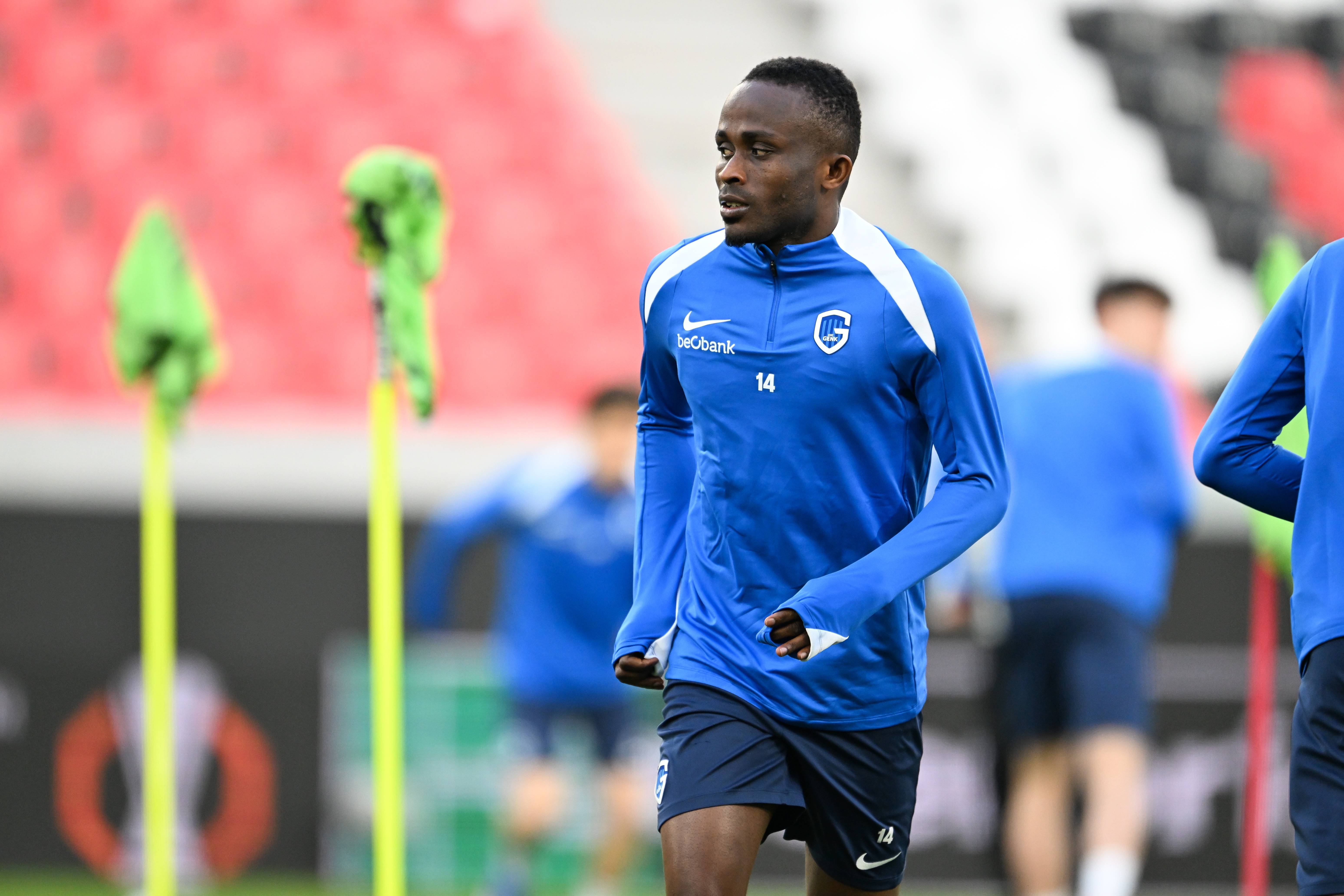 Yira Sor in training at Genk